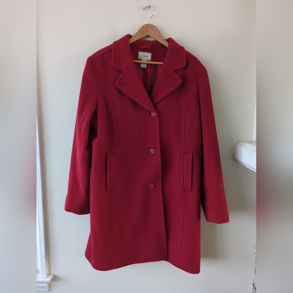 LL Bean Classic Lambs wool Lining Coat 3 Button Sz Large Quiet Luxury Deep Red - Picture 1 of 10